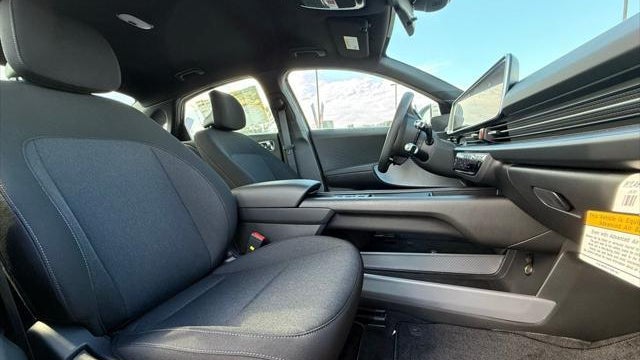 2025 Hyundai IONIQ 6 SE