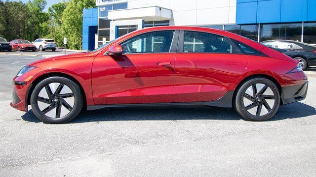 2025 Hyundai IONIQ 6 SE