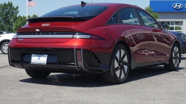 2025 Hyundai IONIQ 6 SE
