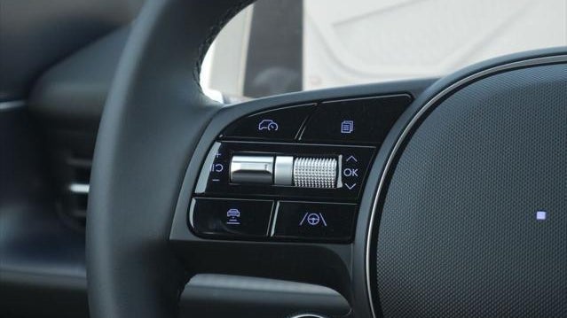 2025 Hyundai IONIQ 6 SE