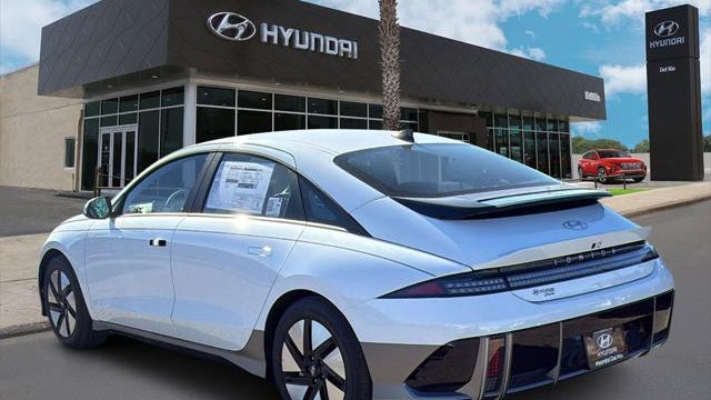 2025 Hyundai IONIQ 6 SE