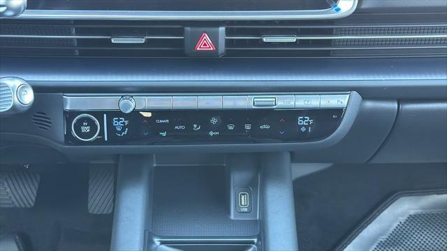 2025 Hyundai IONIQ 6 SE