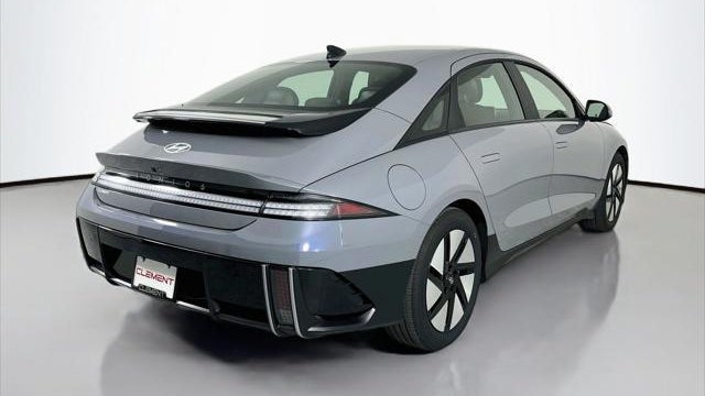 2024 Hyundai IONIQ 6 SE