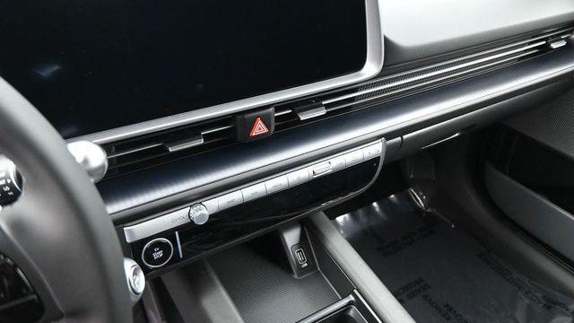 2025 Hyundai IONIQ 6 SE