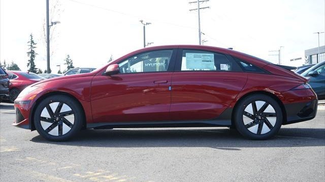 2025 Hyundai IONIQ 6 SE