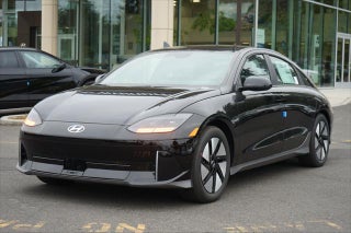 2025 Hyundai IONIQ 6 with Onyx Black Exterior