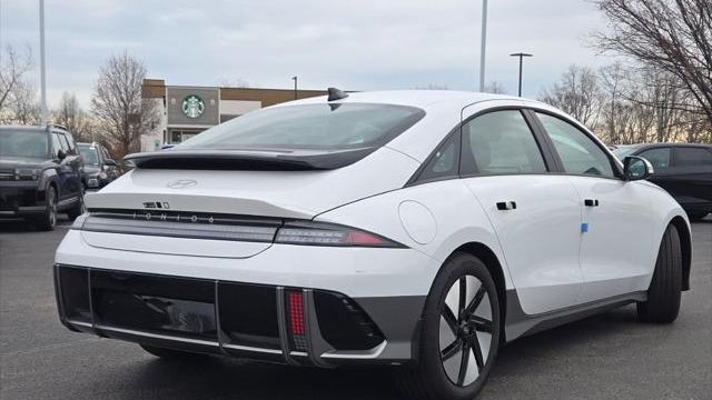 2025 Hyundai IONIQ 6 SE
