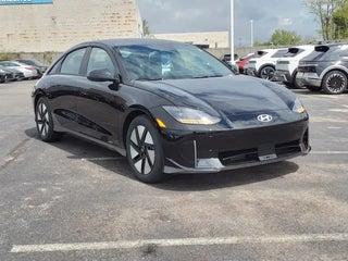 2025 Hyundai IONIQ 6 with Onyx Black Exterior