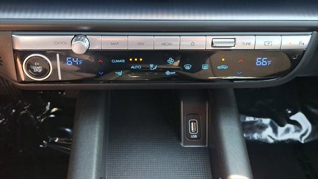 2024 Hyundai IONIQ 6 SE