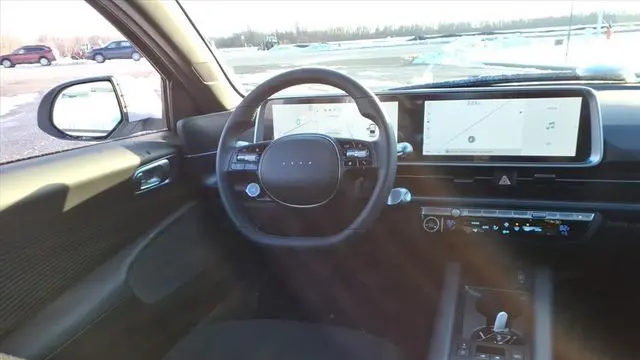 2025 Hyundai IONIQ 6 SE