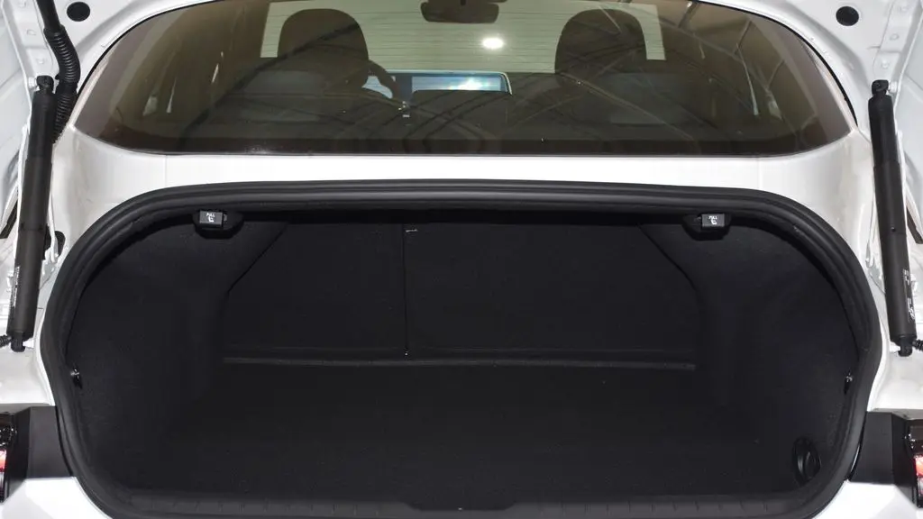 2025 Hyundai IONIQ 6 SE