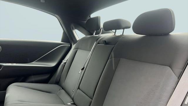2025 Hyundai IONIQ 6 SE