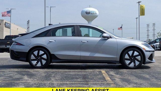 2024 Hyundai IONIQ 6 SE
