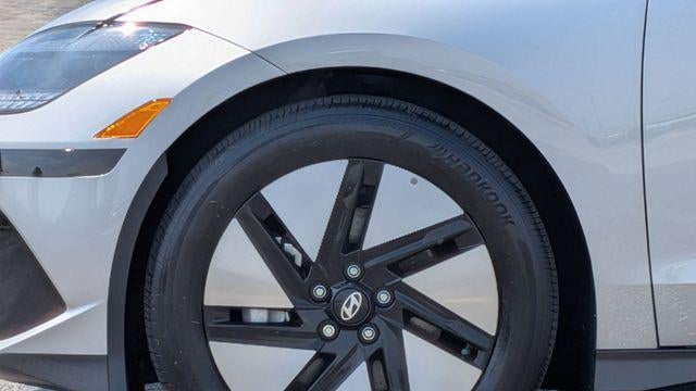 2024 Hyundai IONIQ 6 SE