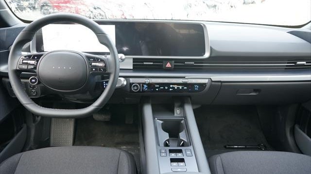 2025 Hyundai IONIQ 6 SE