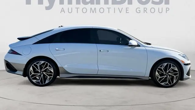 2024 Hyundai IONIQ 6 SEL