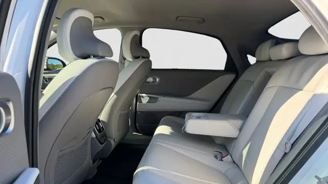 2024 Hyundai IONIQ 6 SEL