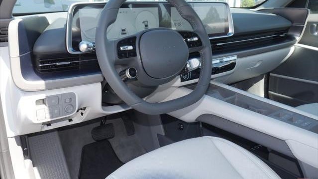 2025 Hyundai IONIQ 6 SEL