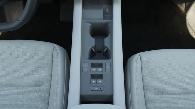 2025 Hyundai IONIQ 6 SEL