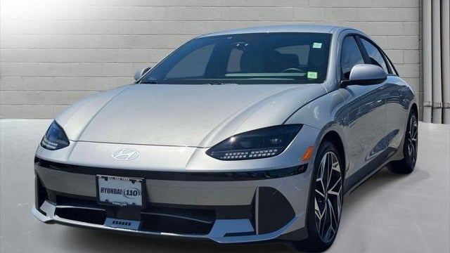 2025 Hyundai IONIQ 6 SEL