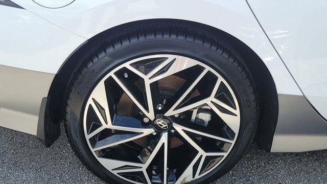 2025 Hyundai IONIQ 6 SEL