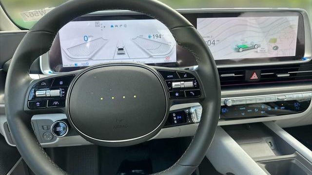2025 Hyundai IONIQ 6 SEL