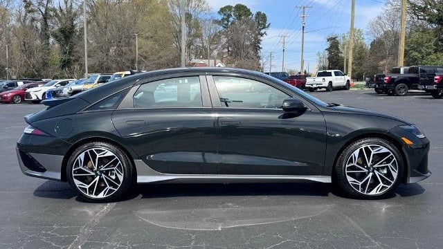 2024 Hyundai IONIQ 6 SEL