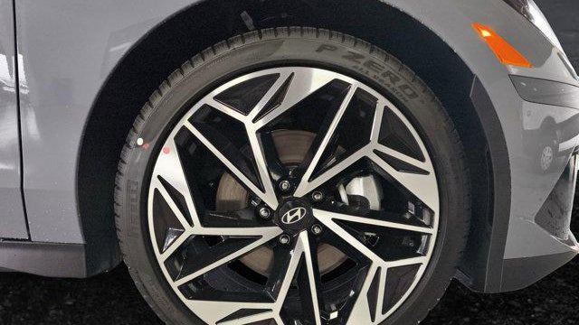 2025 Hyundai IONIQ 6 SEL