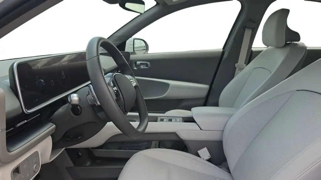 2025 Hyundai IONIQ 6 SEL