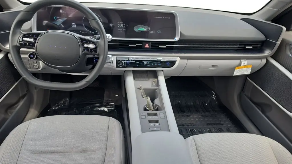2025 Hyundai IONIQ 6 SEL