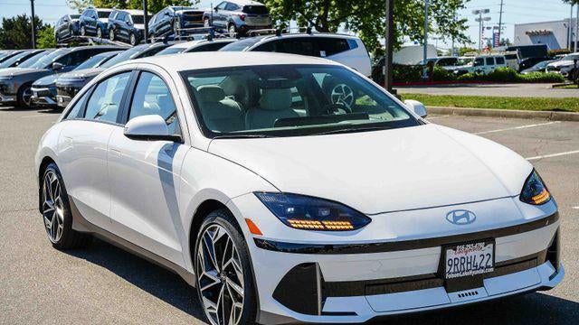 2025 Hyundai IONIQ 6 SEL