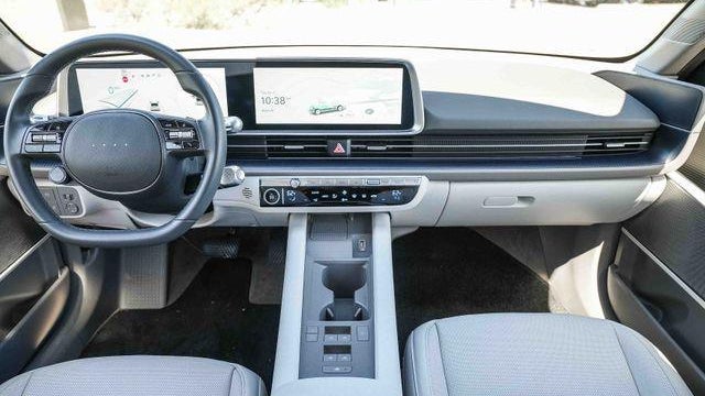 2025 Hyundai IONIQ 6 SEL