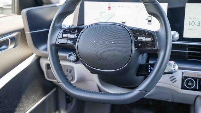 2025 Hyundai IONIQ 6 SEL