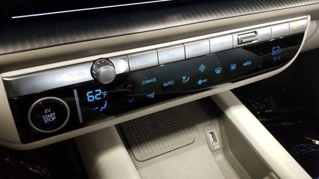 2024 Hyundai IONIQ 6 SEL