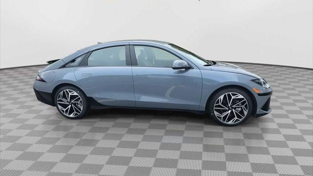 2025 Hyundai IONIQ 6 SEL
