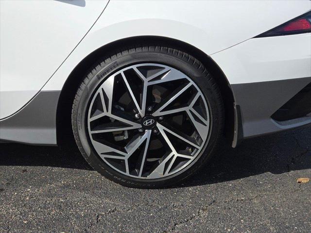 2023 Hyundai Ioniq - $22,942