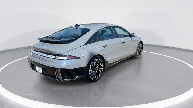 2023 Hyundai IONIQ 6 SEL