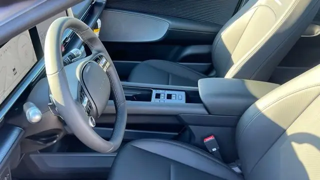 2025 Hyundai IONIQ 6 SEL