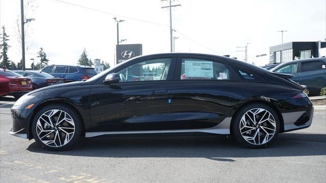 2025 Hyundai IONIQ 6 SEL
