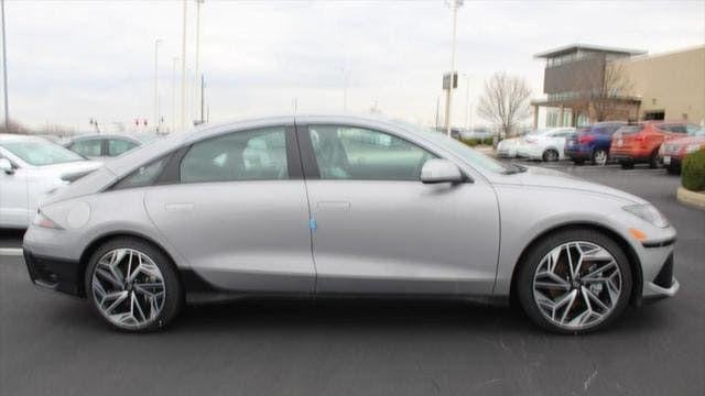 2024 Hyundai IONIQ 6 SEL