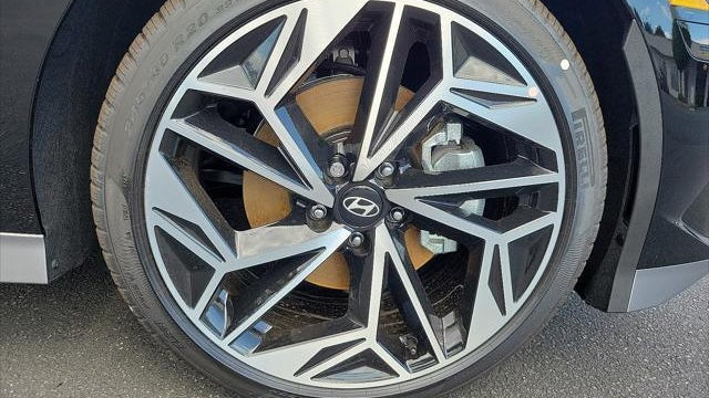 2024 Hyundai IONIQ 6 SEL