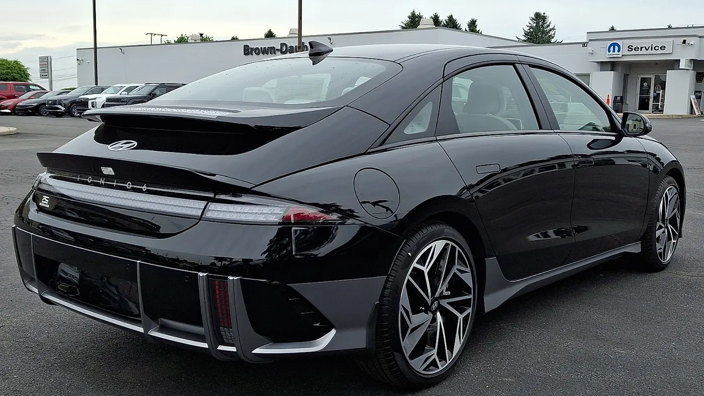 2024 Hyundai IONIQ 6 SEL