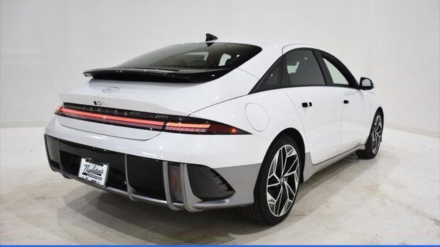 2025 Hyundai IONIQ 6 SEL
