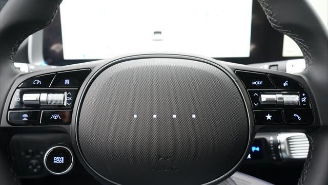 2025 Hyundai IONIQ 6 SEL