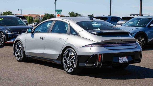 2025 Hyundai IONIQ 6 SEL