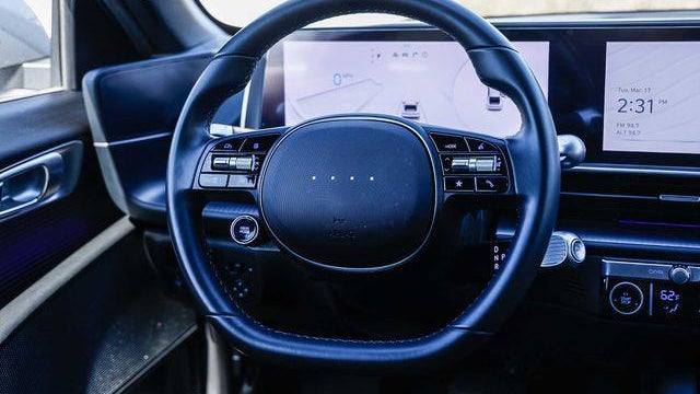 2025 Hyundai IONIQ 6 SEL