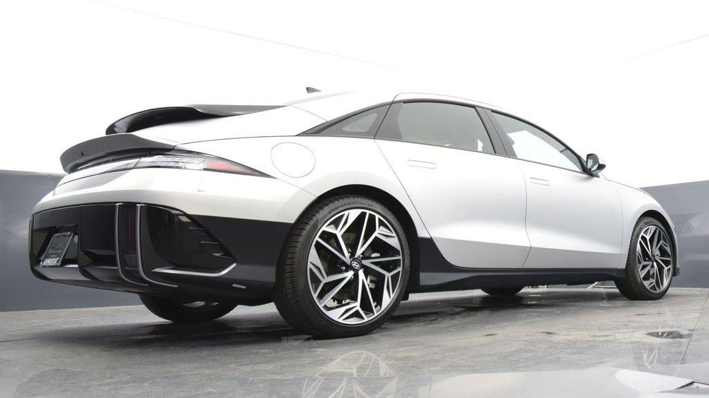 2023 Hyundai IONIQ 6 SEL