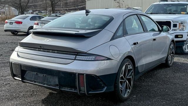 2024 Hyundai IONIQ 6 SEL