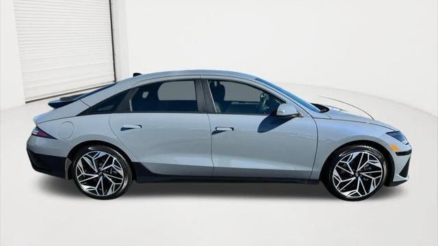 2024 Hyundai IONIQ 6 SEL