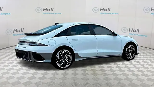 2024 Hyundai IONIQ 6 SEL